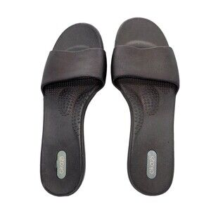 OKA b women's shower  Shoes Medium 8.5-9.5 slides USA Black Sandals spa